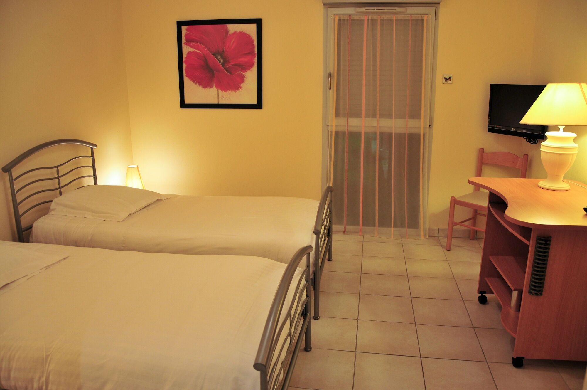 Hotel The Originals Pic Epeiche Montbazon Εξωτερικό φωτογραφία